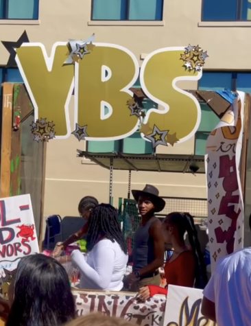 Taken from the YBS official instagram account, their homecoming booth was booming with support from fellow students.